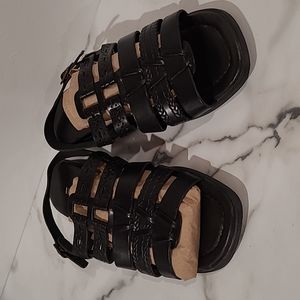 Woman sandals Infinity